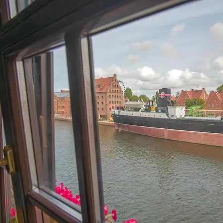 Motlawa Apartments - Old Town & River Viev, Fast Wifi Gdansk Room photo