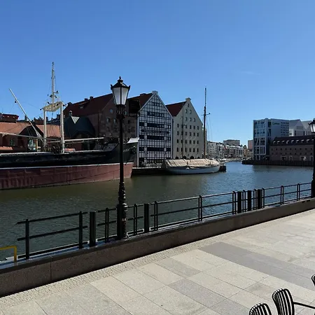 Motlawa Apartments - Old Town & River Viev, Fast Wifi Gdansk Exterior photo
