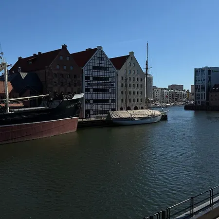 Motlawa Apartments - Old Town & River Viev, Fast Wifi Gdansk Exterior photo